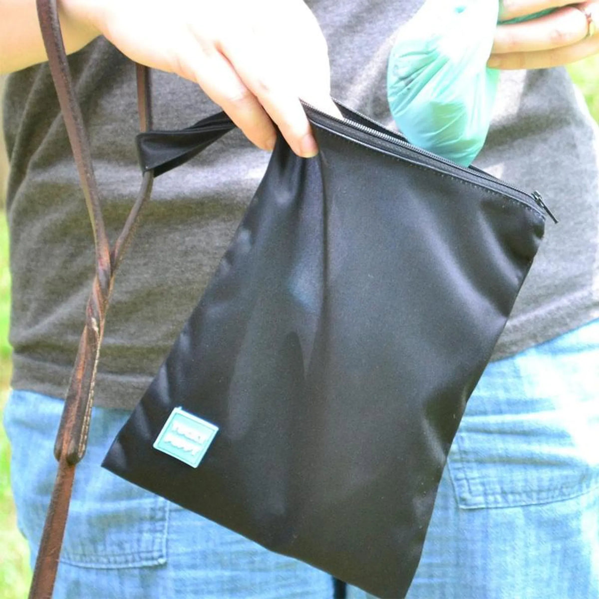 Black Dog Poop Bag Holder
